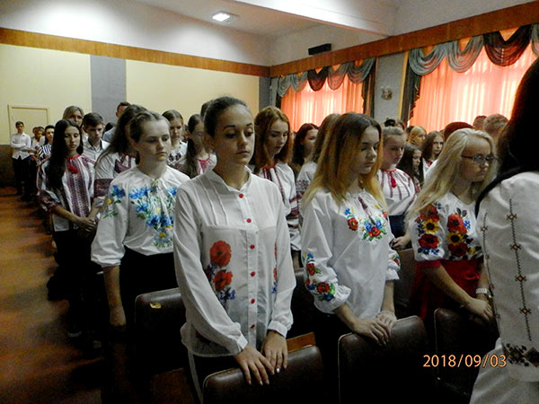 Розкажемо Європі про себе