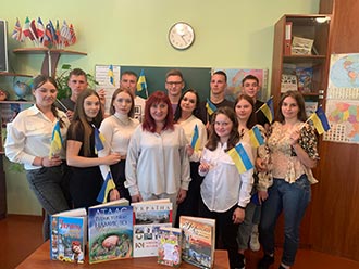  “У нас єдина мета-Україна свята, нездоланна ніким і ніколи”