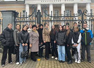 Екскурсії вулицями міста