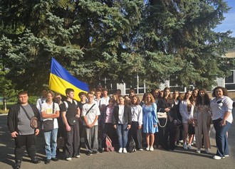 Перші виховні години