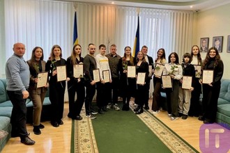 Нагородження Почесною грамотою Рівненської міської ради та виконавчого комітету