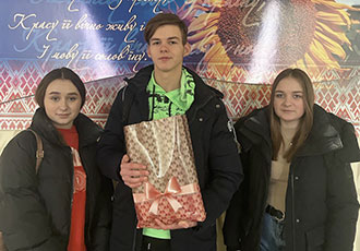 Подарунок пораненому воїну