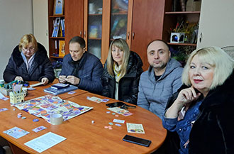 Настільна соціальна гра “Бути жінкою”: боротьба проти гендерних стереотипів та дискримінації жінок
