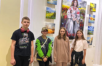 Художня виставка "Радощі й жалі"